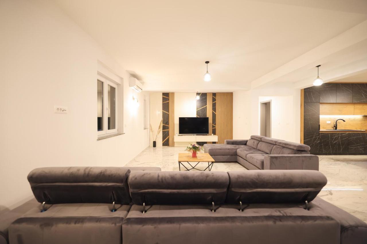 Rhapsody In Green - Luxury Villa In Zadar Crno 외부 사진