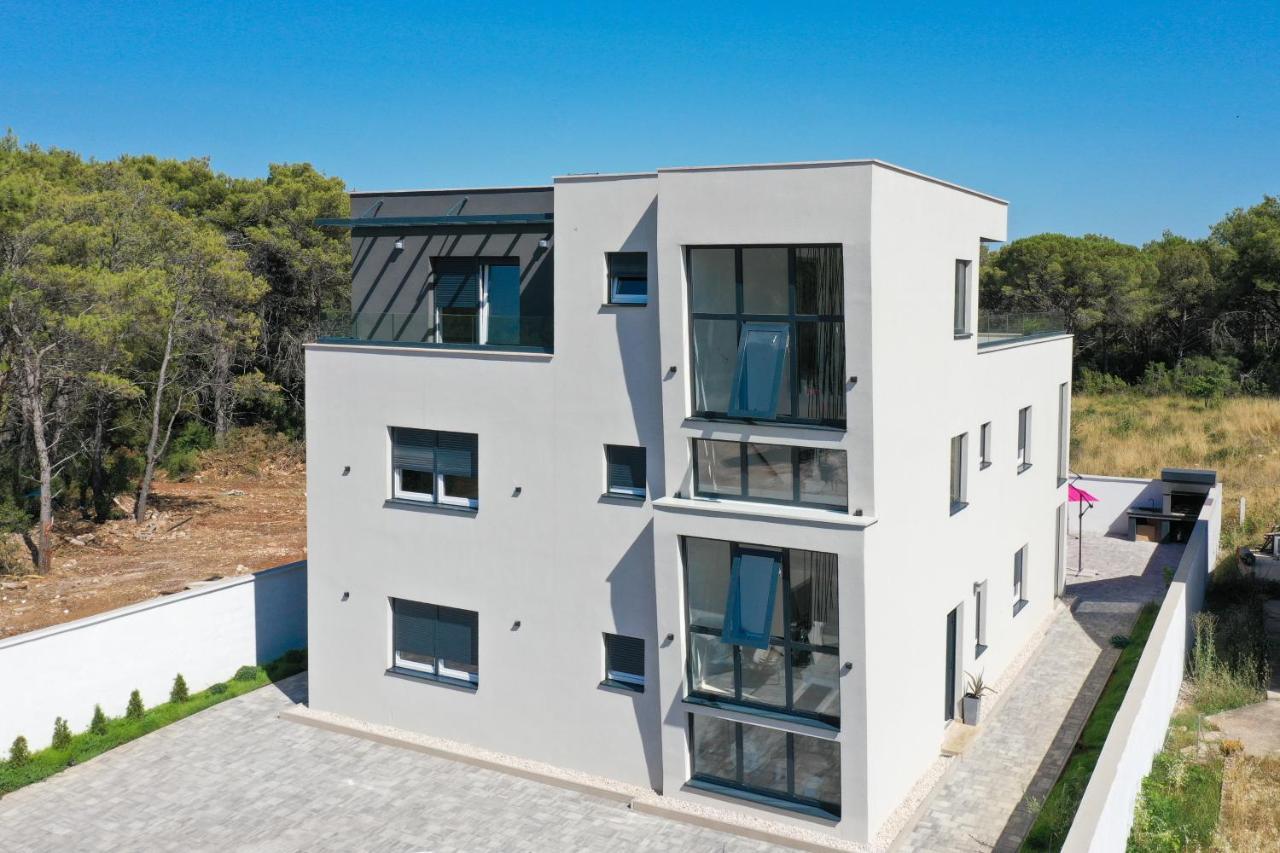 Rhapsody In Green - Luxury Villa In Zadar Crno 외부 사진