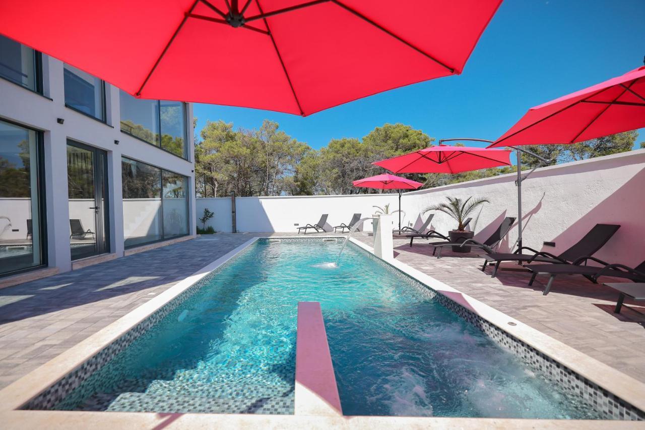Rhapsody In Green - Luxury Villa In Zadar Crno 외부 사진
